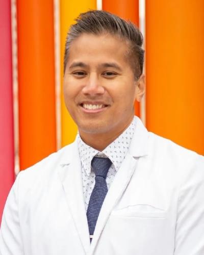 Dr. Ervin Calvo